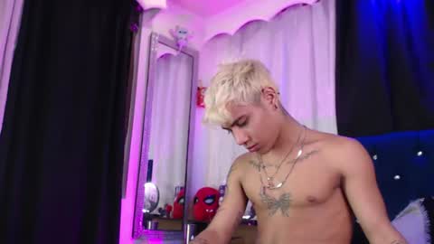 Milan Anxel online show from August 3, 2026, 1:04 am