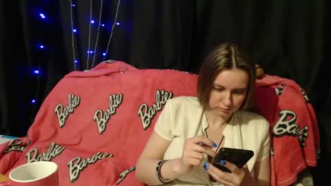 Snapshot of milana696969 chatting on April 27, 2026, 7:01 pm MilAna online show from April 27, 2026, 7:01 pm