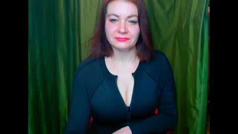milana9732 online show from April 18, 2026, 7:58 pm