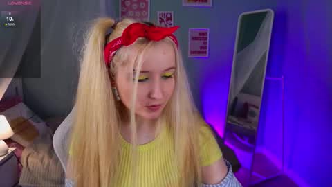 Milana online show from February 11, 2026, 10:15 pm