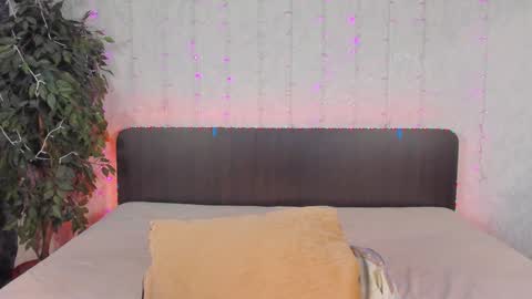 Milana online show from December 3, 2024, 11:11 am