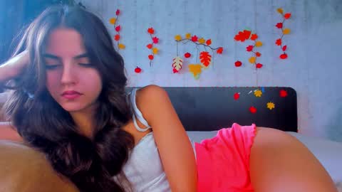 Milana online show from October 28, 2025, 8:07 am