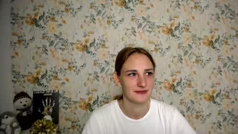 Milana online show from September 10, 2025, 5:40 am