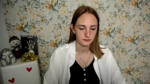 Milana online show from September 11, 2025, 5:51 am