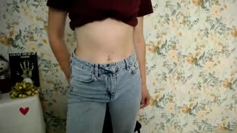 Snapshot of milana_cutie_ chatting on September 20, 2025, 7:09 am Milana online show from September 20, 2025, 7:09 am