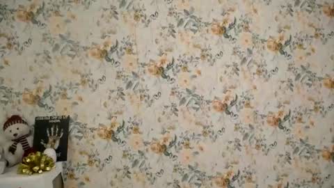 Snapshot of milana_cutie_ chatting on October 21, 2025, 5:52 am Milana online show from October 21, 2025, 5:52 am