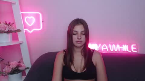 milanaangelas online show from December 3, 2024, 10:28 am
