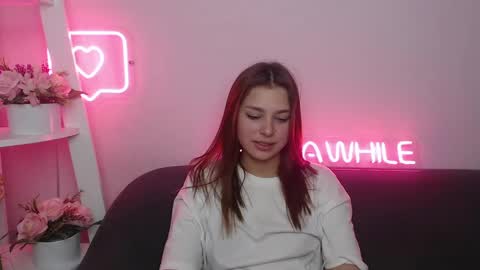 milanaangelas online show from January 28, 2025, 11:49 am