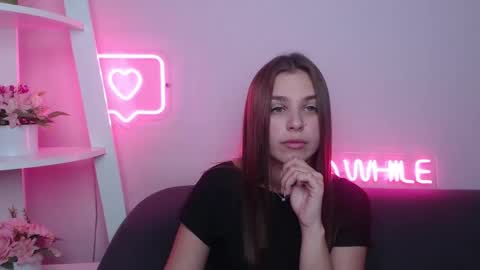 milanaangelas online show from February 15, 2025, 6:23 pm