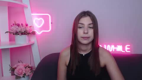 milanaangelas online show from February 21, 2025, 5:46 am