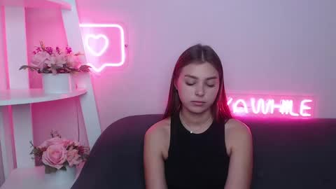 milanaangelas online show from February 21, 2025, 8:51 am