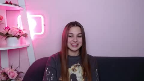 Snapshot of milanaangelas chatting on April 21, 2026, 7:39 pm milanaangelas online show from April 21, 2026, 7:39 pm