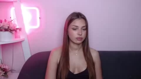 Snapshot of milanaangelas chatting on July 19, 2026, 4:49 am milanaangelas online show from July 19, 2026, 4:49 am