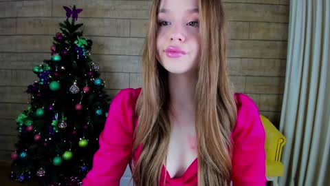 MilanaBalmain online show from December 23, 2024, 4:44 am