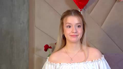 MilanaBalmain online show from February 20, 2026, 6:26 am