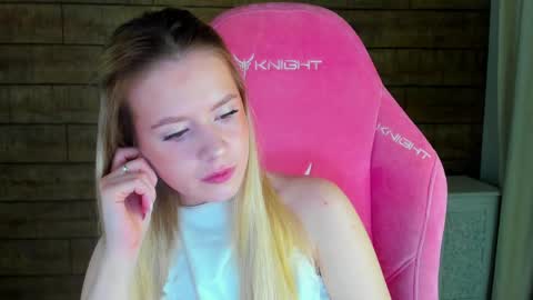 MilanaBalmain online show from March 2, 2026, 5:08 am