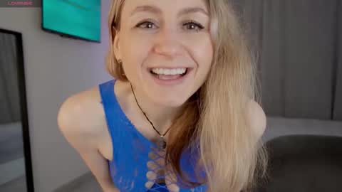 Snapshot of milanacamgirl chatting on March 12, 2026, 11:11 pm Milana online show from March 12, 2026, 11:11 pm