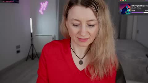 Snapshot of milanacamgirl chatting on March 22, 2026, 5:22 am Milana online show from March 22, 2026, 5:22 am