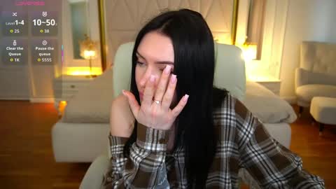 Snapshot of milanamusee chatting on May 2, 2026, 1:27 pm Milana online show from May 2, 2026, 1:27 pm