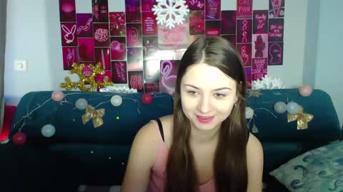 milanaroz online show from January 2, 2025, 5:35 am