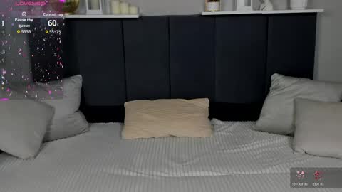 milanaxhoney online show from March 16, 2026, 12:49 am