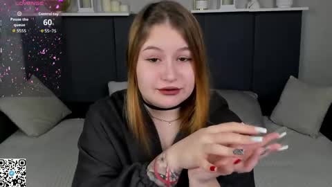 milanaxhoney online show from March 19, 2026, 1:09 am