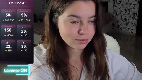 Mila online show from November 20, 2025, 11:26 pm