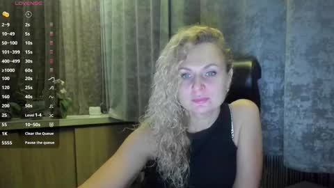 Snapshot of milanna_x chatting on September 20, 2025, 6:42 pm milanna_x online show from September 20, 2025, 6:42 pm