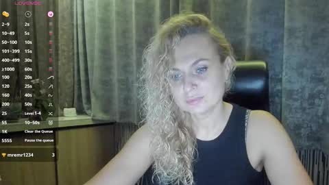 Snapshot of milanna_x chatting on September 22, 2025, 8:22 pm milanna_x online show from September 22, 2025, 8:22 pm