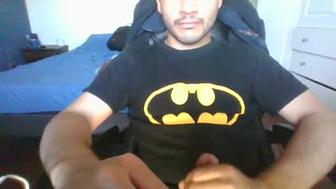 milanovalentine online show from December 21, 2024, 6:44 pm