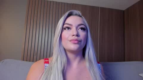 Sexy Mila  online show from January 23, 2025, 3:11 pm