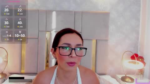 Cami  online show from September 12, 2025, 12:16 pm
