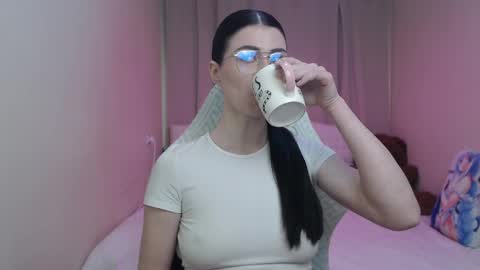 milasecretsss online show from April 29, 2026, 7:34 am