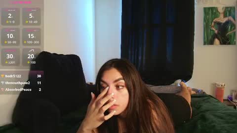 Snapshot of milaseren chatting on June 13, 2026, 1:14 am Mila online show from June 13, 2026, 1:14 am