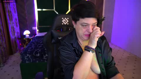 milaskyy online show from January 19, 2025, 2:36 am