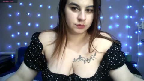 Milaxcute online show from February 13, 2025, 3:35 pm