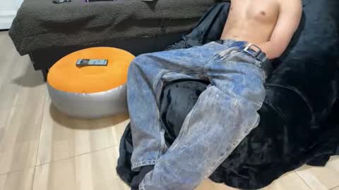 milcXboy online show from February 11, 2026, 2:49 am