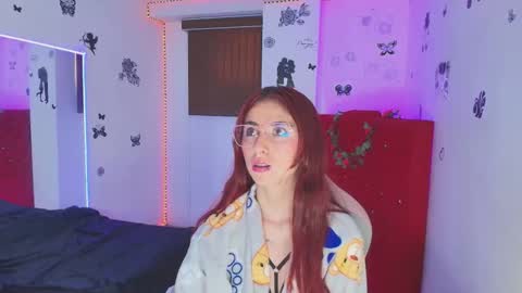 Ana online show from October 13, 2025, 4:29 pm