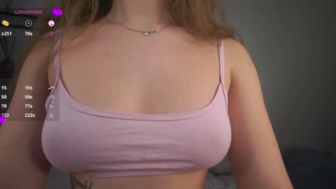 Mila online show from December 10, 2024, 10:58 pm