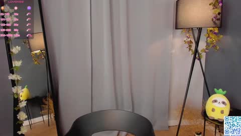 Mila online show from January 17, 2025, 4:28 am