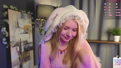 Mila online show from February 1, 2025, 1:23 am