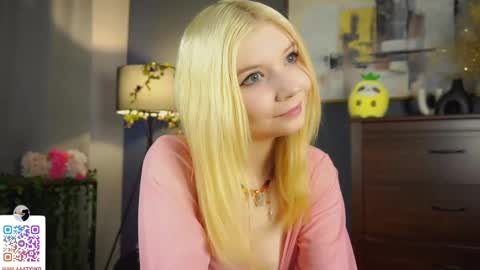 Mila online show from March 7, 2025, 2:36 am