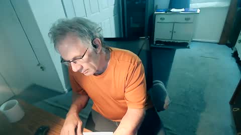 Milehi1958 online show from January 14, 2025, 3:57 pm