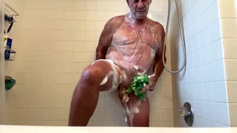 Milehi1958 online show from September 28, 2025, 11:10 pm