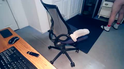 Milehi1958 online show from January 14, 2026, 11:20 pm