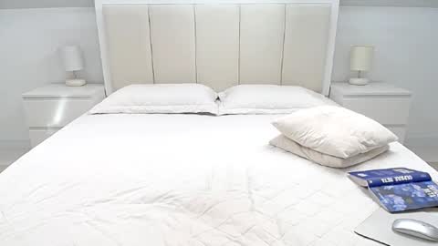 Milena online show from March 6, 2026, 6:21 am