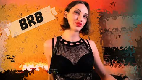 Milena Hardy online show from December 31, 2024, 8:37 am