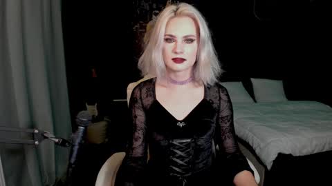 Snapshot of milena_marshmallows chatting on December 14, 2024, 2:45 am Milena online show from December 14, 2024, 2:45 am