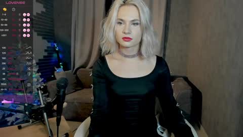 Snapshot of milena_marshmallows chatting on December 23, 2024, 9:51 pm Milena online show from December 23, 2024, 9:51 pm