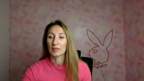 Milena online show from May 11, 2026, 5:35 am